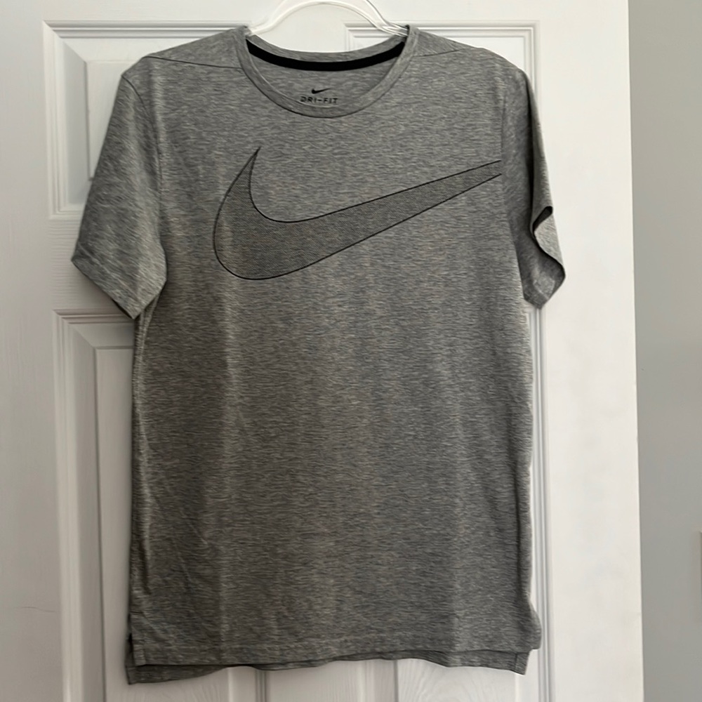 Nike DRI-FIT short sleeve men’s tshirt